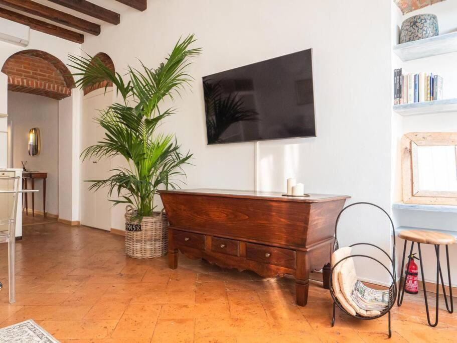 Romantic Flat On Navigli River By Easylife Milano Ngoại thất bức ảnh