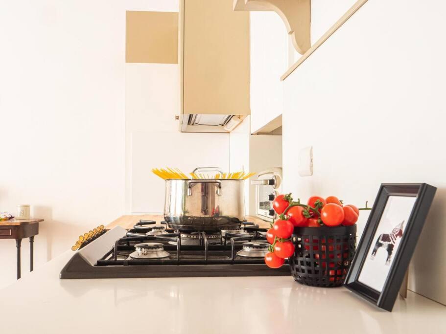 Romantic Flat On Navigli River By Easylife Milano Ngoại thất bức ảnh